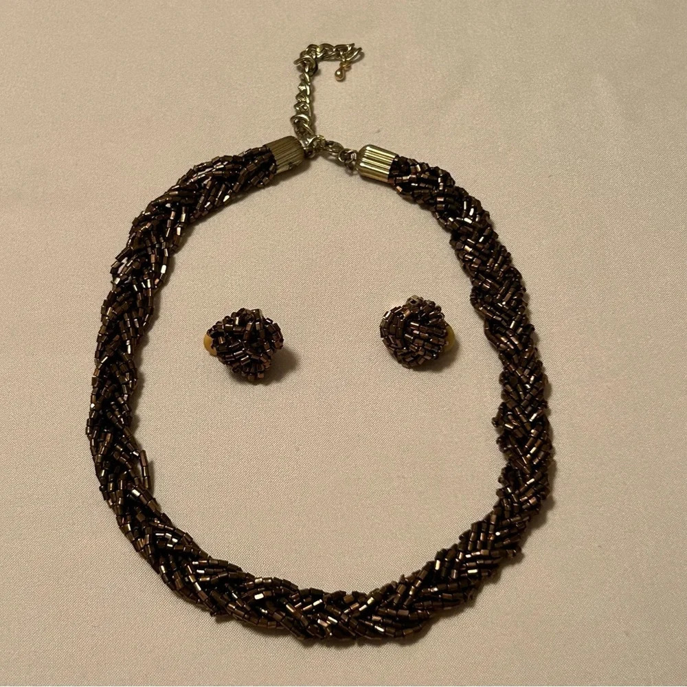 Premier Designs “Cocoa” Gold Plated Beaded Necklace And Clip Earrings Retired